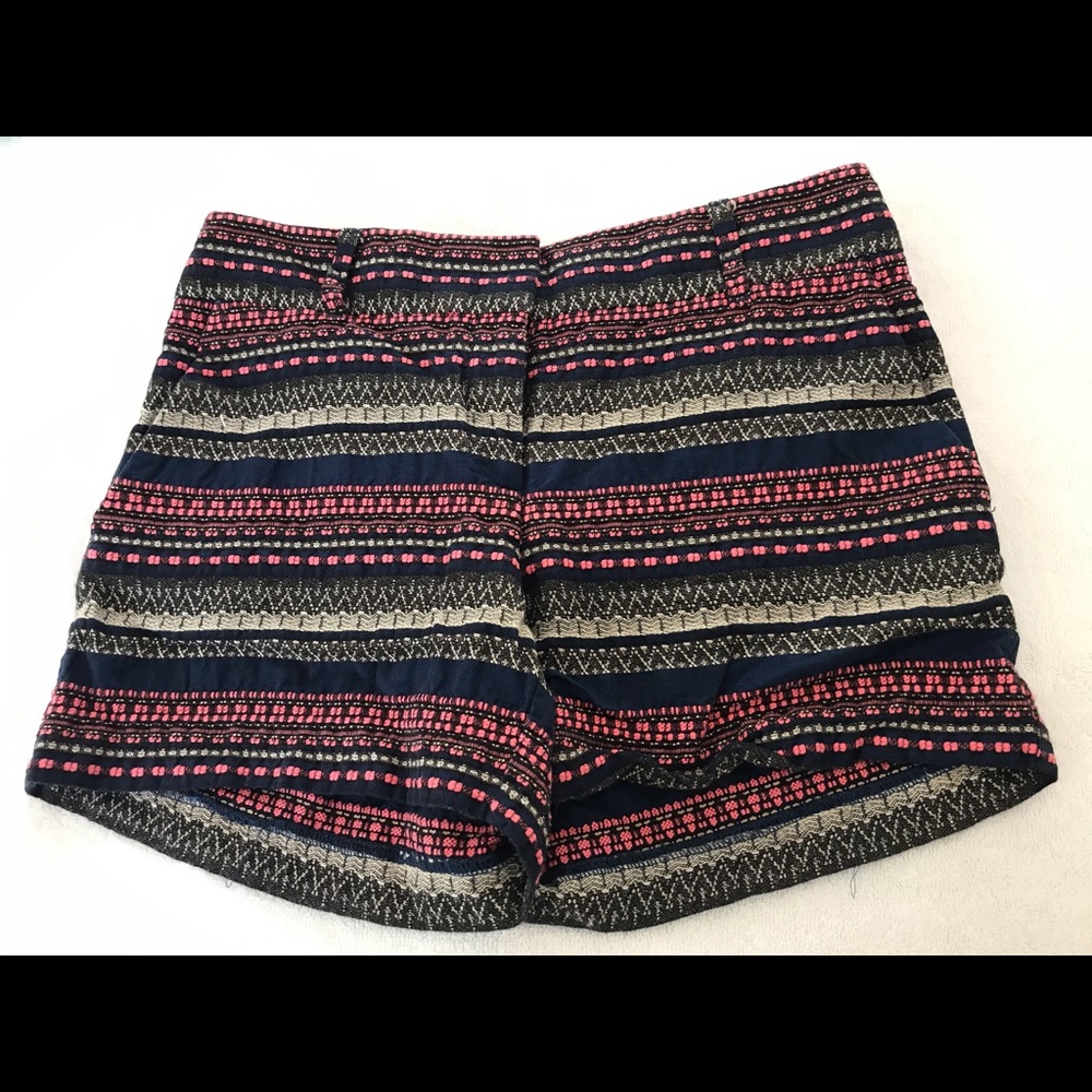 Ann Taylor LOFT Riviera Short Size 2